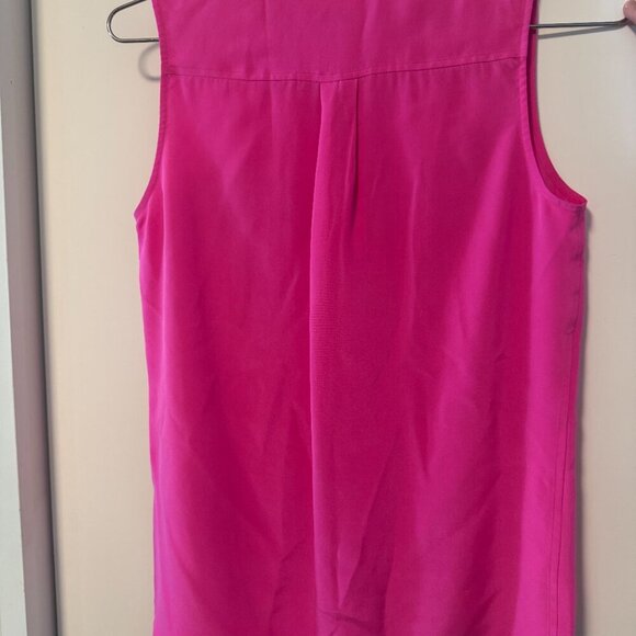 Equipment XS 100% silk sleeveless fuchsia blouse - Picture 4 of 8